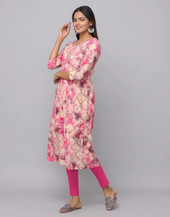 Aliya Design V Neck Embroidery Patch 3/4th Sleeve Kurta