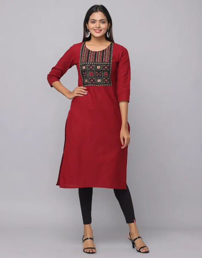 Round Neck Front Yoke Patch Kurta With 3/4 Sleeve